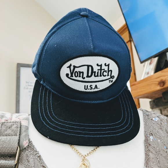 ⭕SOLD⭕Von Dutch Unisex Trucker Hat - Picture 5 of 10